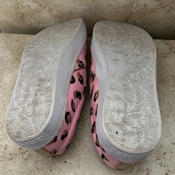 Lilly Pulitzer SEEING SPOTS JULIE SNEAKERS Slip on Size 9 - Picture 8 of 9